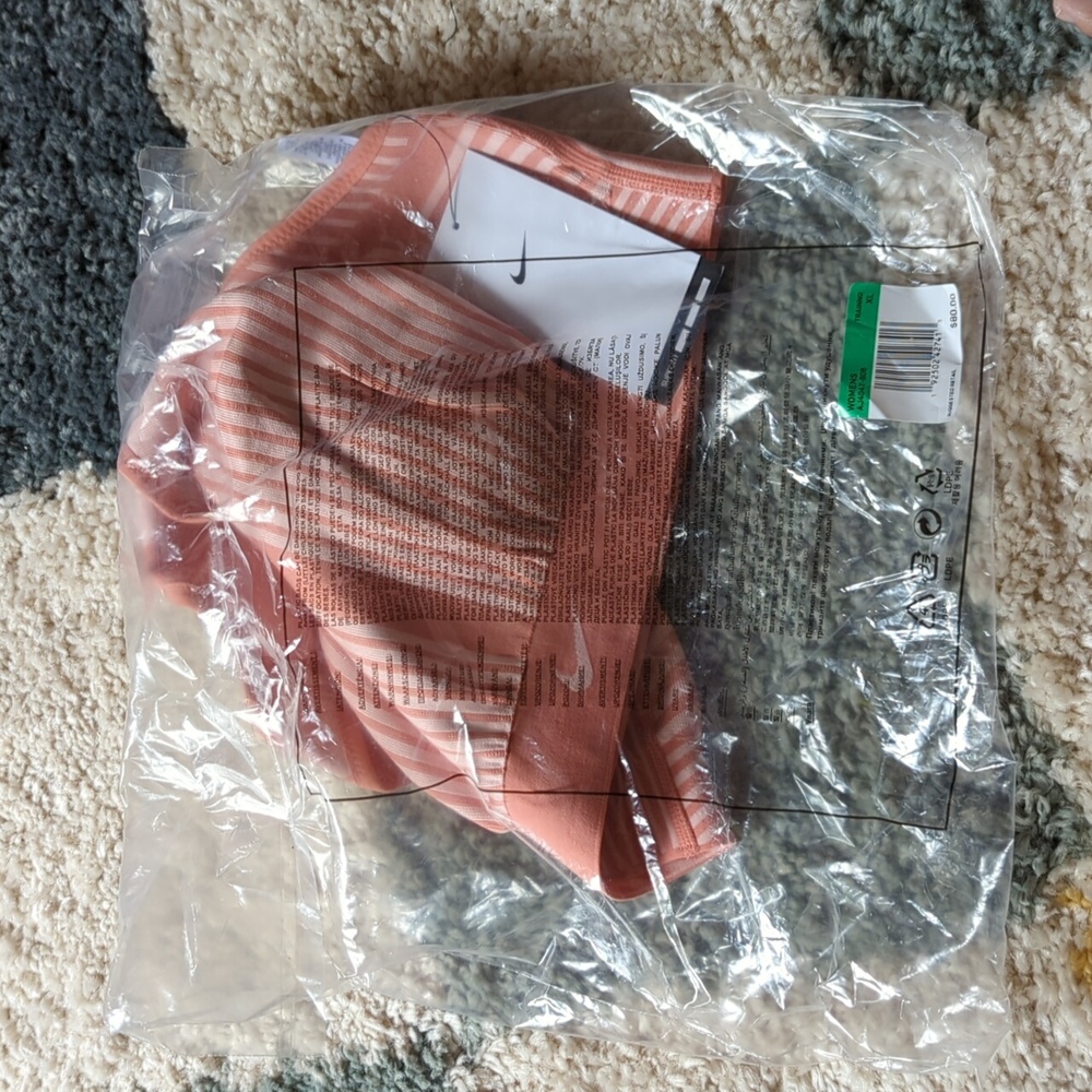 Nike coral women's training bra XL